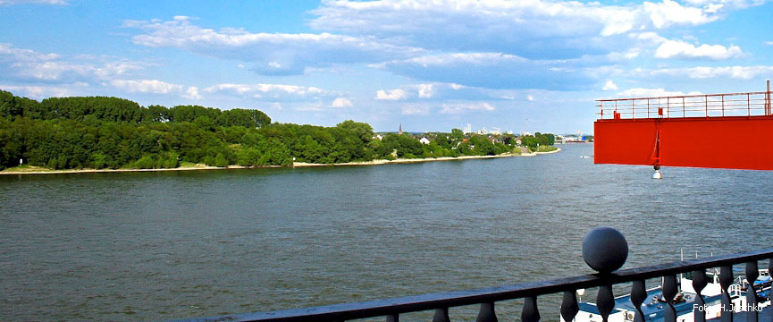 Hotel Am Rhein 01