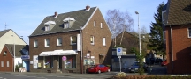 Wohn- und Geschäftshaus Pulheim 12